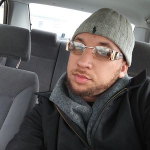 Meet your Posher, Glenn